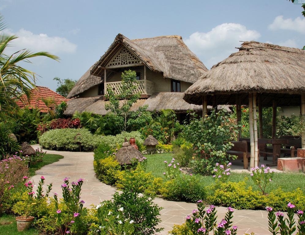 Vedic Village Spa Resort Calcutta Exterior foto