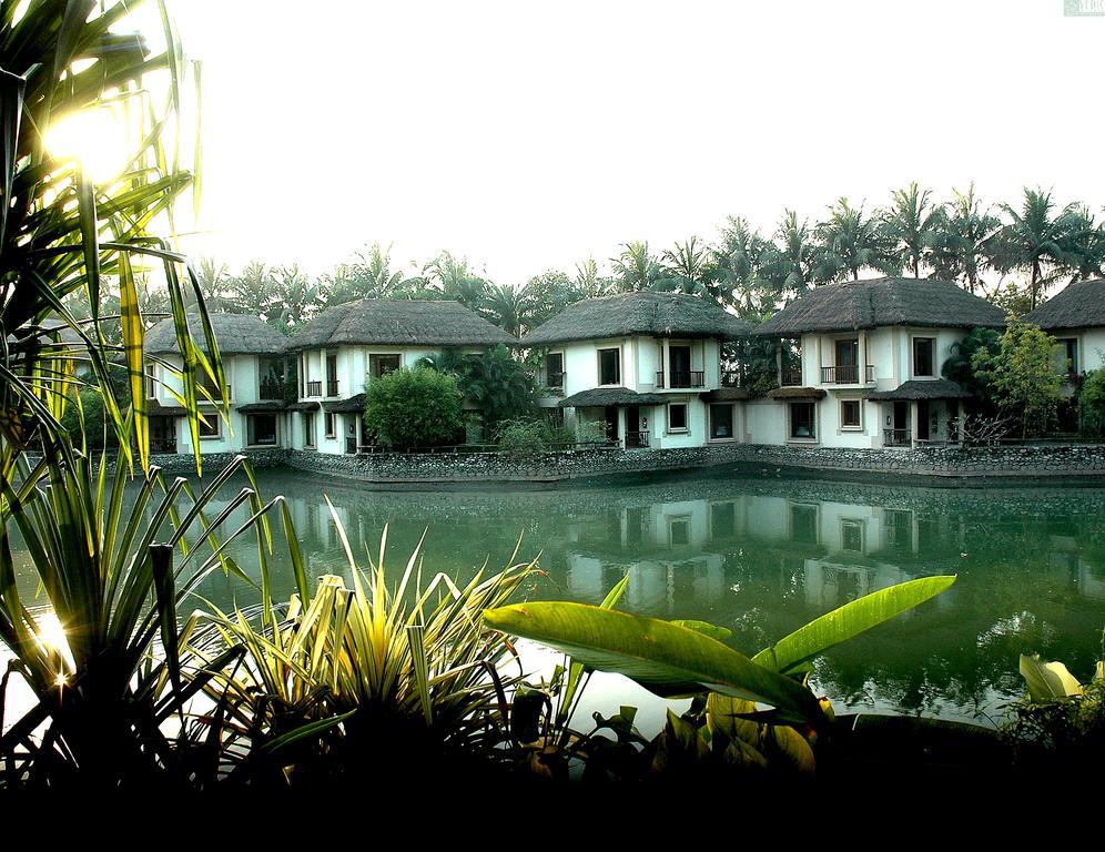 Vedic Village Spa Resort Calcutta Exterior foto