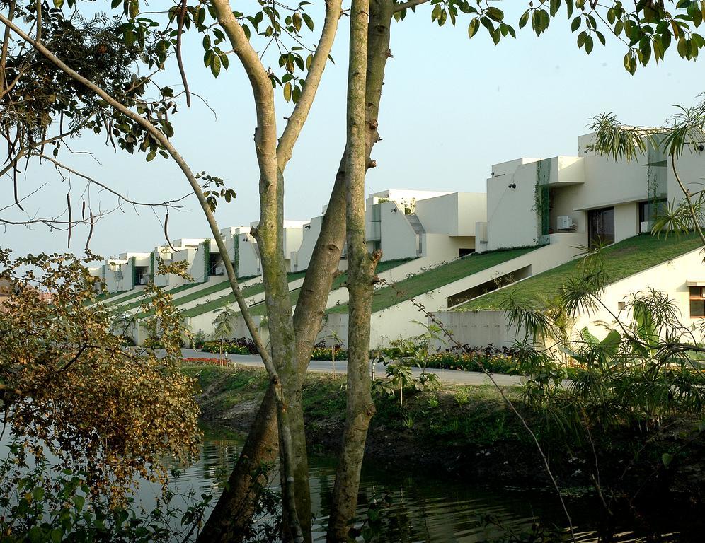 Vedic Village Spa Resort Calcutta Exterior foto